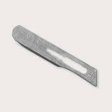 Load image into Gallery viewer, #10D Dermaplaning Blade Bundle