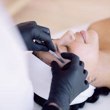 Load image into Gallery viewer, Dermaplaning Training Course  - Winnipeg, MB

